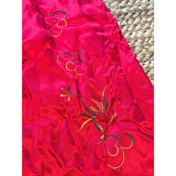 Vintage Child's Red Satin Chinese Hanfu Cloak Embroidered Hooded Cape Doupeng - Picture 6 of 13